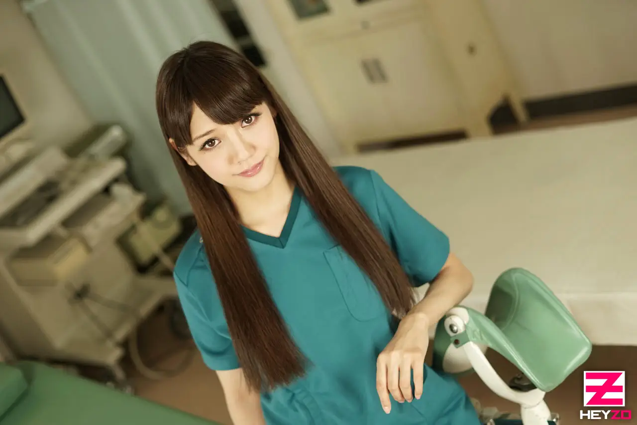 HEYZO-0661 (Uncensored) Dirty Doctor Rei Mizuna Sexy Treatment Patient Gets Filled Hard
